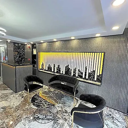Crowned Exclusive Istambul
